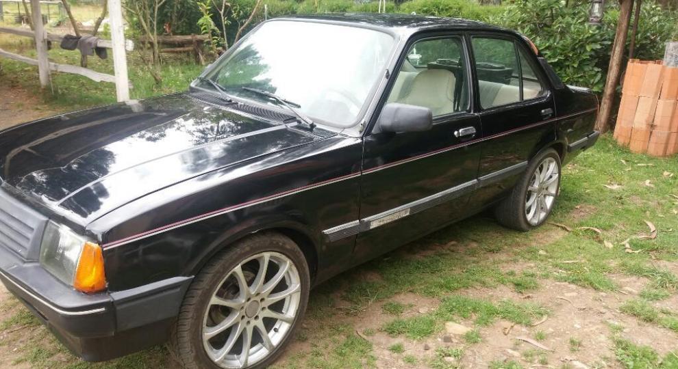 Chevrolet Corvair 1987 Cuenca