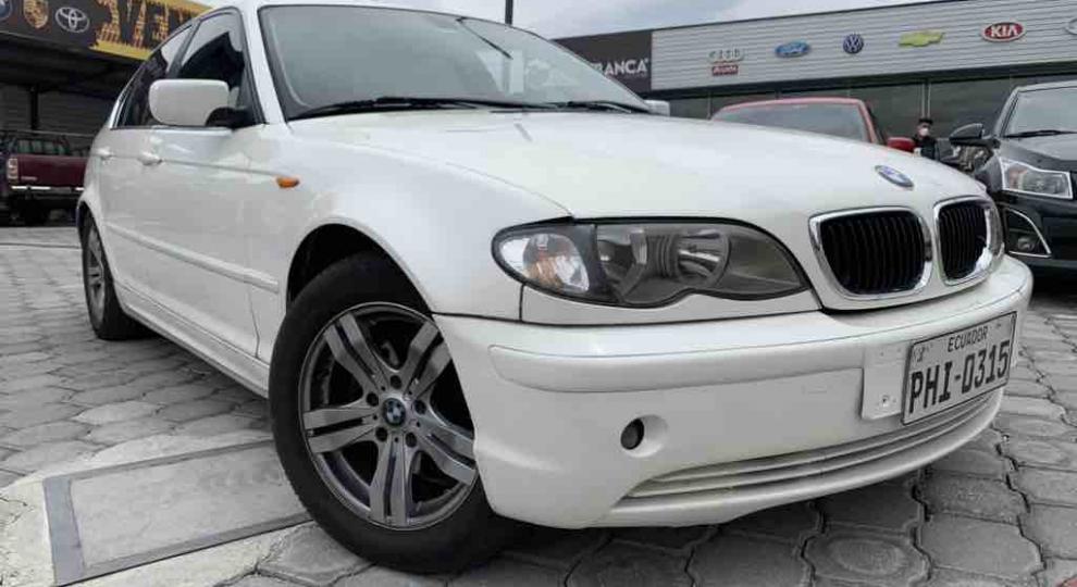 BMW 320i 2004 Quito