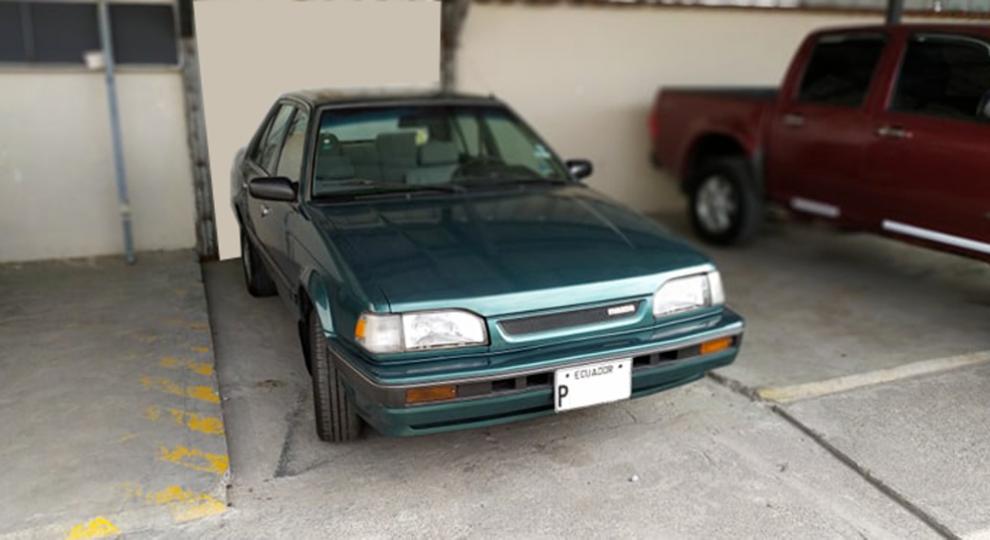 Mazda 323 1995 Cuenca