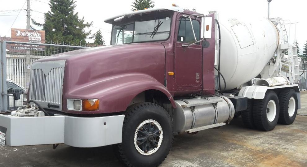 International TRACTOCAMION 400HP 1990 Cuenca