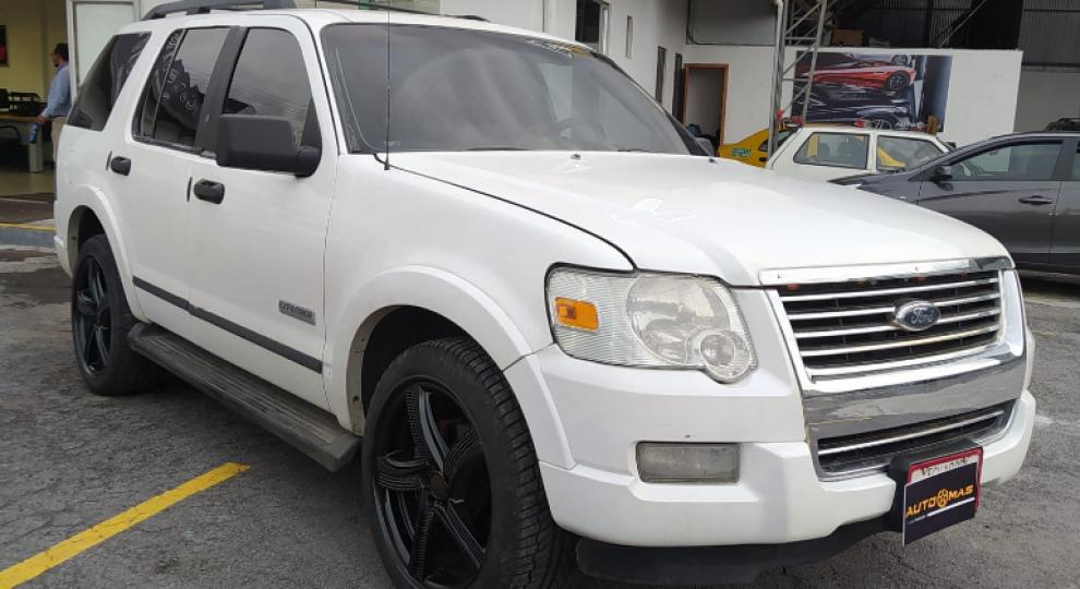 Ford Explorer XLT 2008 Quito