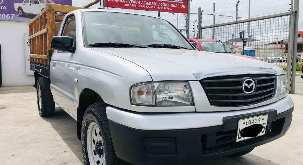 Mazda B2600 CS 2007 Cuenca