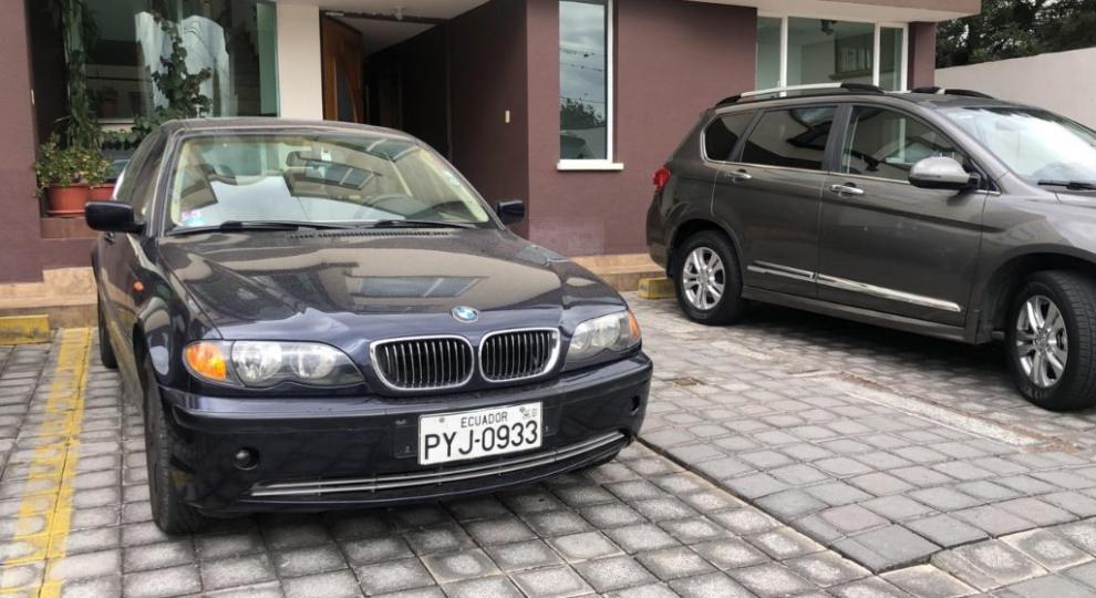 BMW 325i 2002 Quito