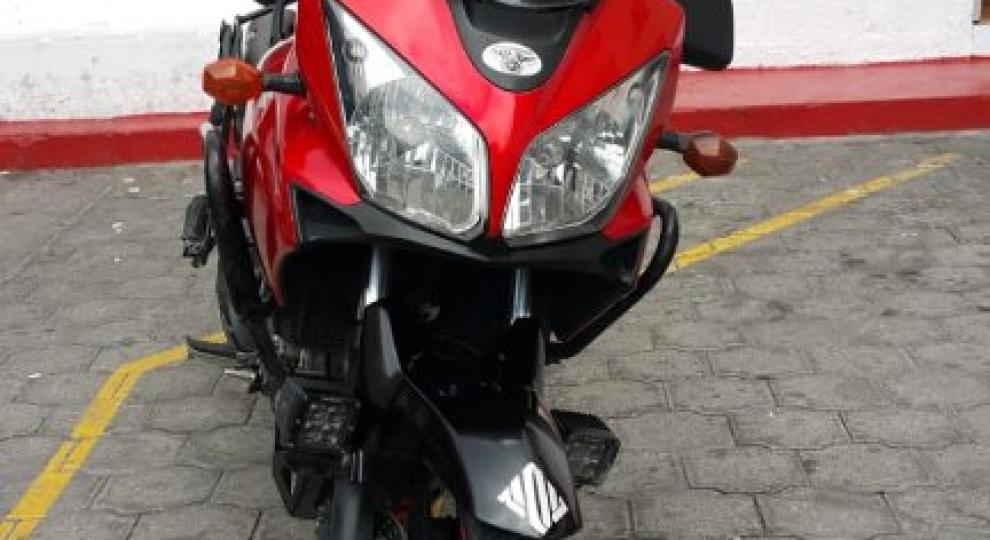 Suzuki V-Strom 650 ABS 2012 Quito
