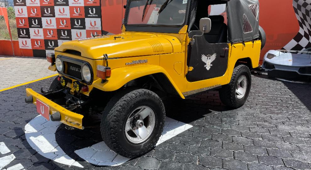 Toyota Land Cruiser 1969 Quito
