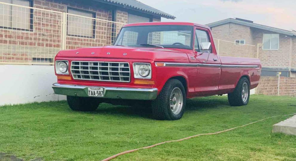 Ford F250 1974 Ambato