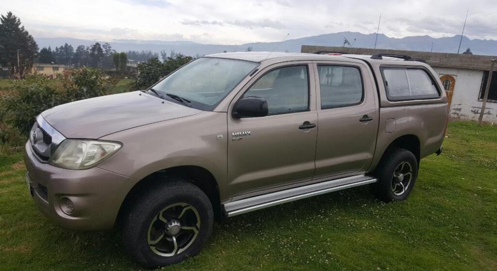 Toyota Hilux CD 4x2 Diesel 2009 Quito