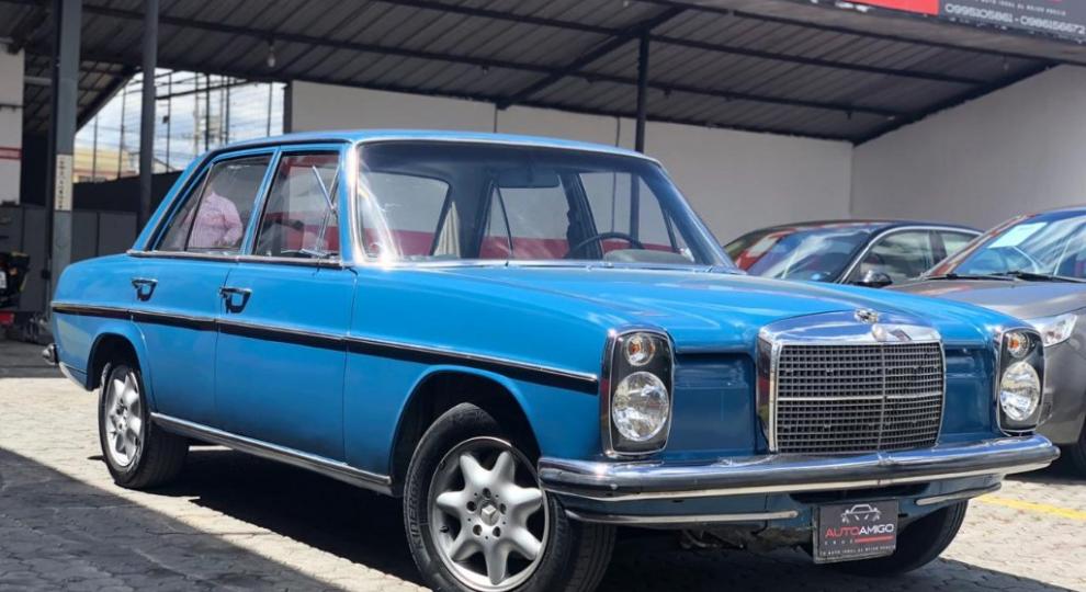 Mercedes Benz 230 1972 Quito