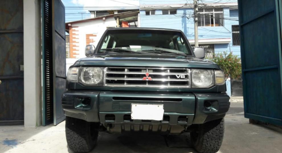 Mitsubishi Montero 3P 1998 Quito