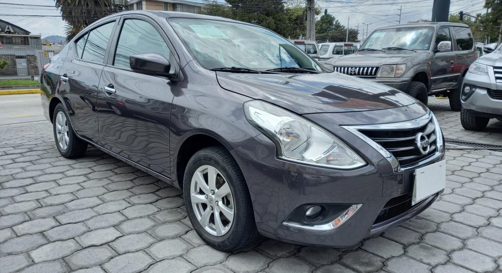 Nissan Versa 2019 Quito