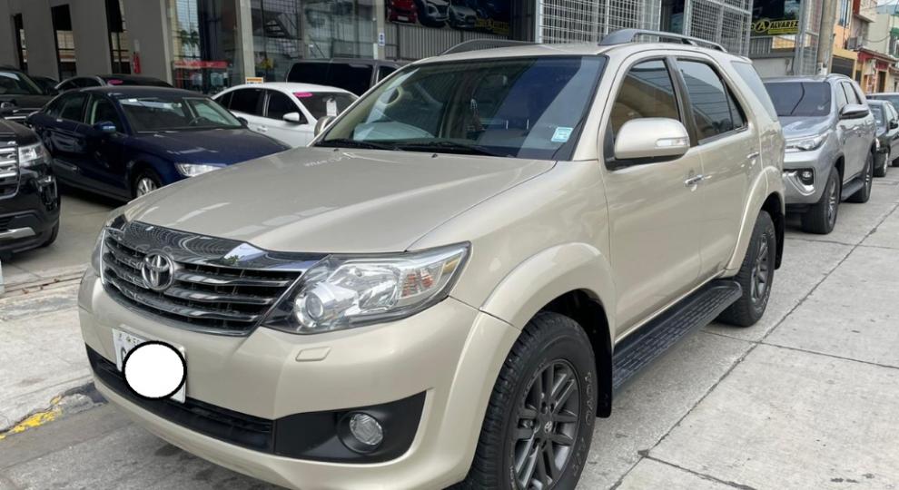 Toyota Fortuner 4.0 2013 Guayaquil