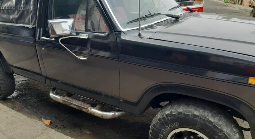 Ford F250 1980 Calceta