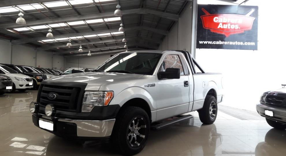 Ford F150 XL CS 2010 Quito