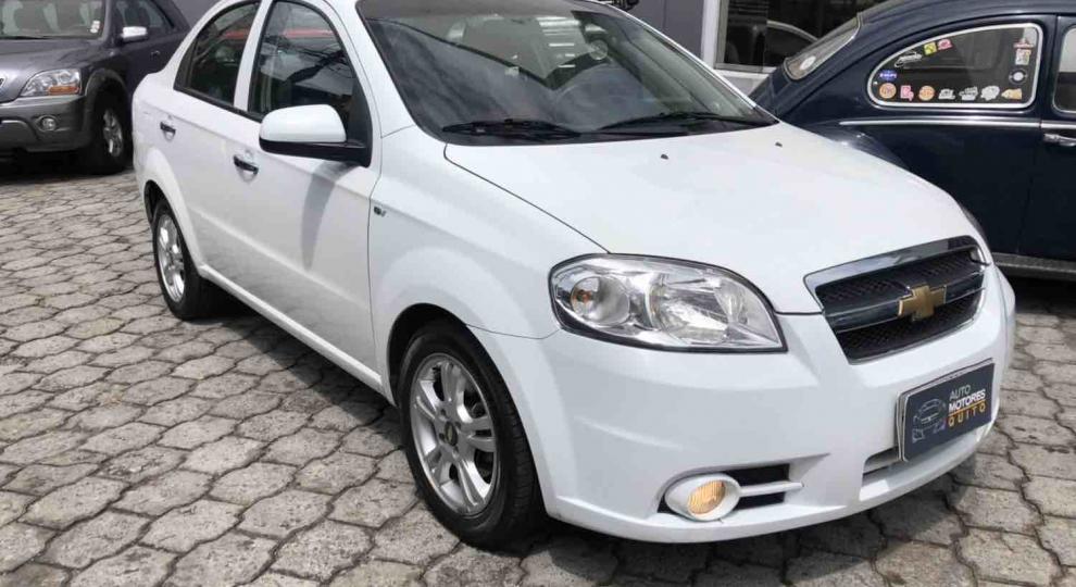 Chevrolet Aveo Emotion GLS 2015 Quito