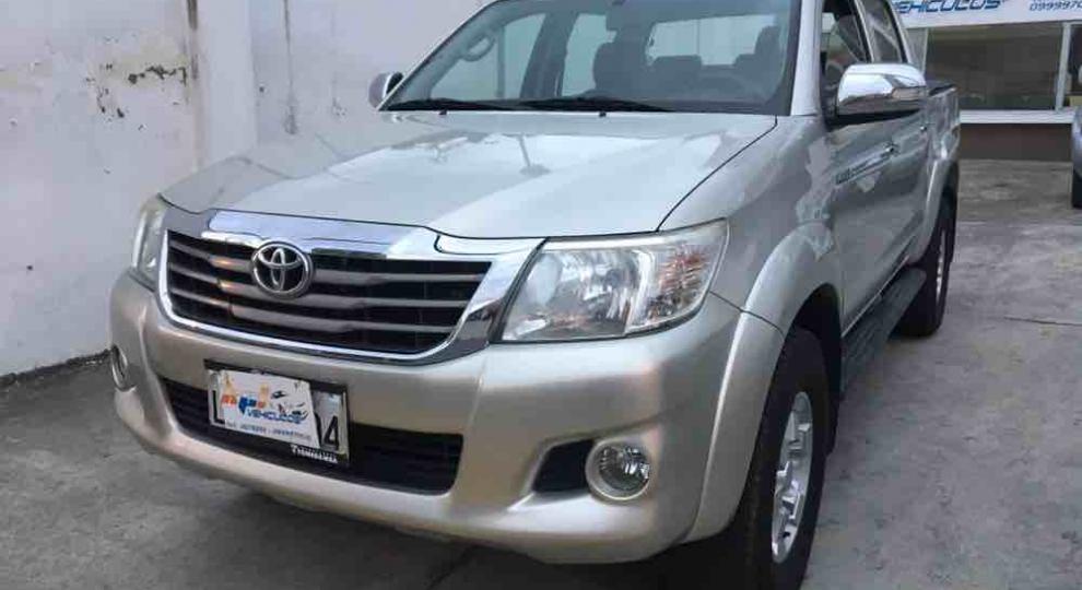 Toyota Hilux CD 4x4 2013 Loja