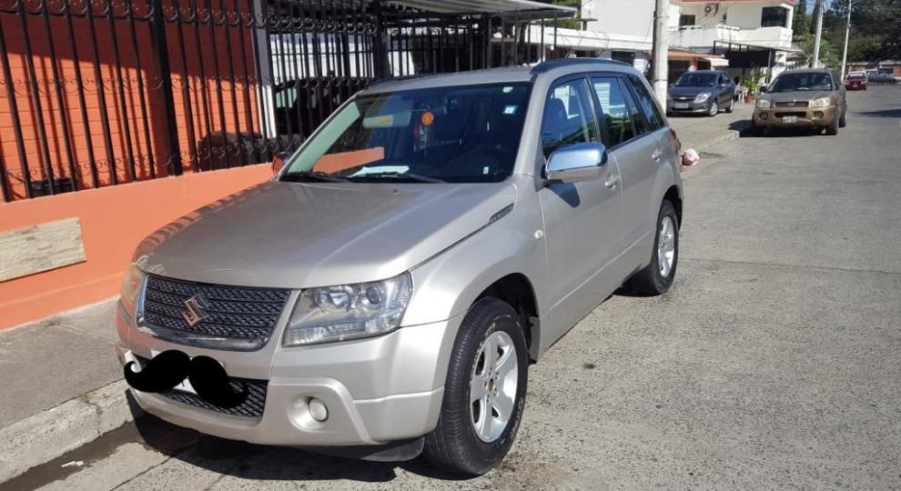 Suzuki Grand Vitara SZ 2010 Manta