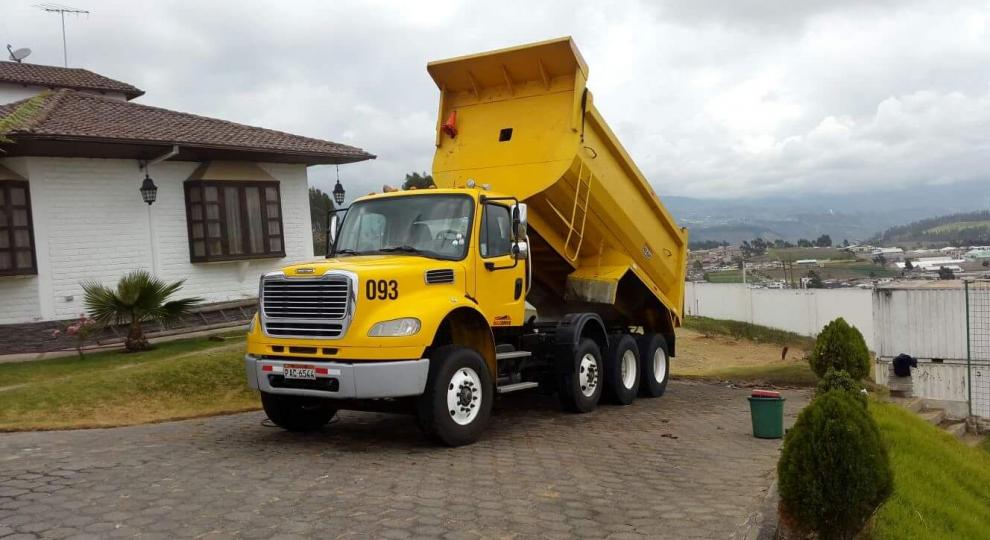 Freightliner M2-112 2014 Ambato