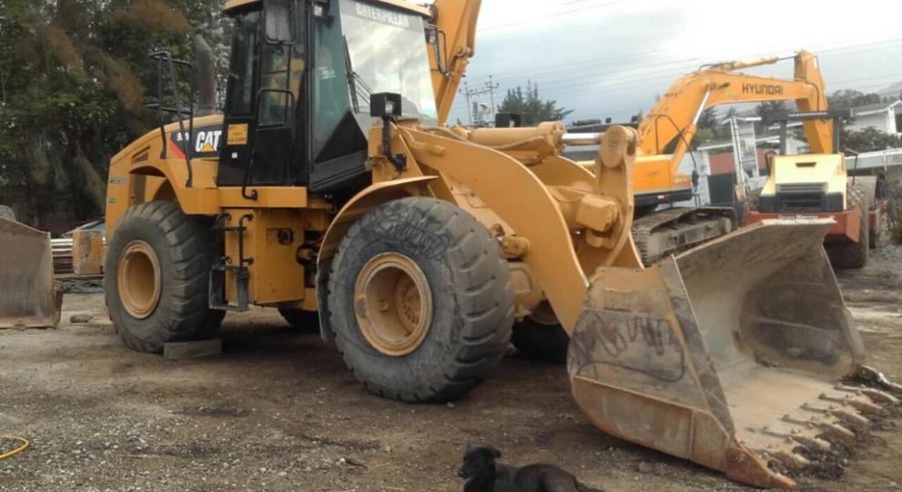 Caterpillar 320 DL 2012 Quito