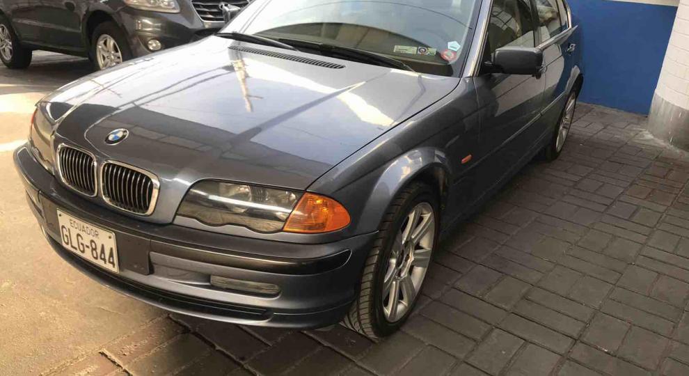 BMW 325i 2001 Quito
