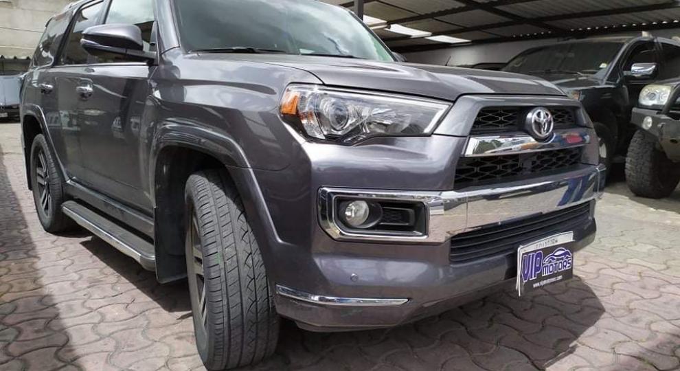 Toyota 4 Runner Limited 2016 Quito
