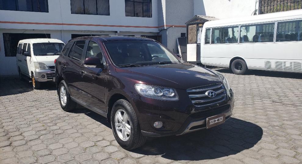 Hyundai Santa Fe 4x2 2012 Quito