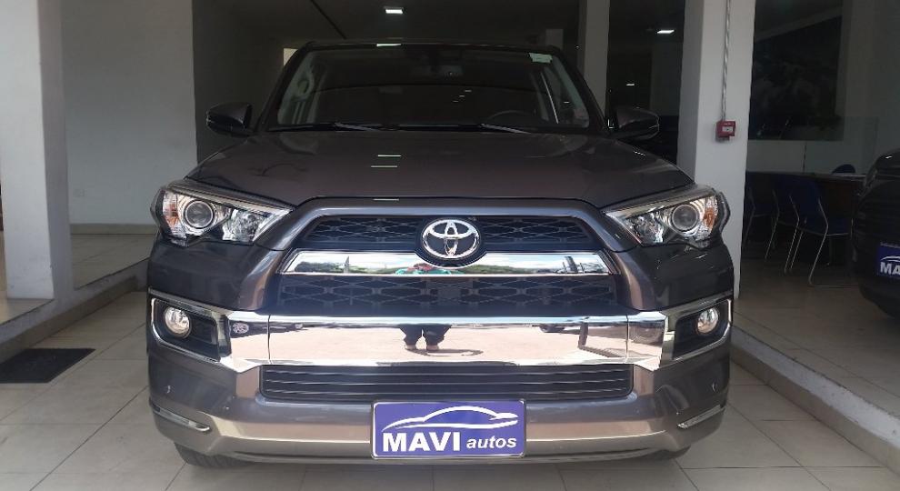 Toyota 4 Runner Limited 2015 Quito