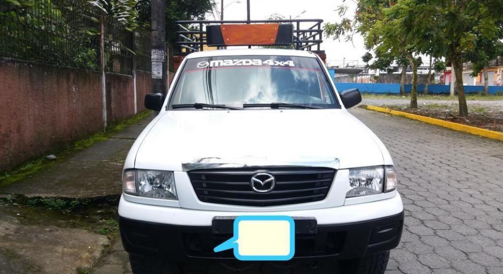 Mazda B200 2005 Santo Domingo