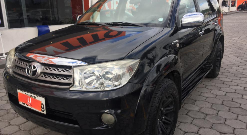 Toyota Fortuner 2.7 2011 Quito