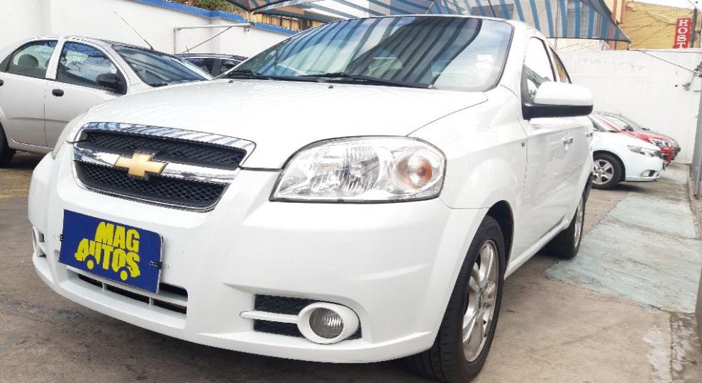 Chevrolet Aveo Emotion GLS 2015 Quito