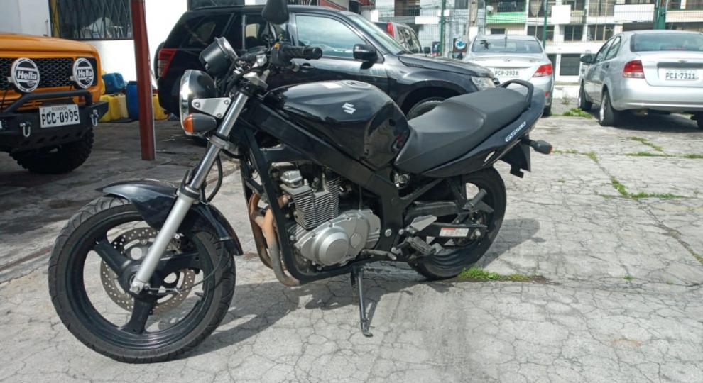 Suzuki GS 500 2015 Quito