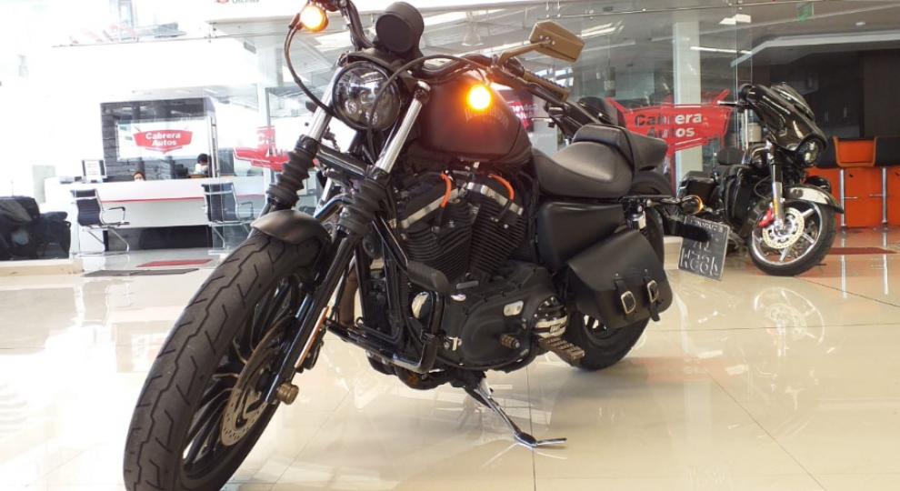 Harley Davidson Sporster Iron 883 cc 2015 Quito