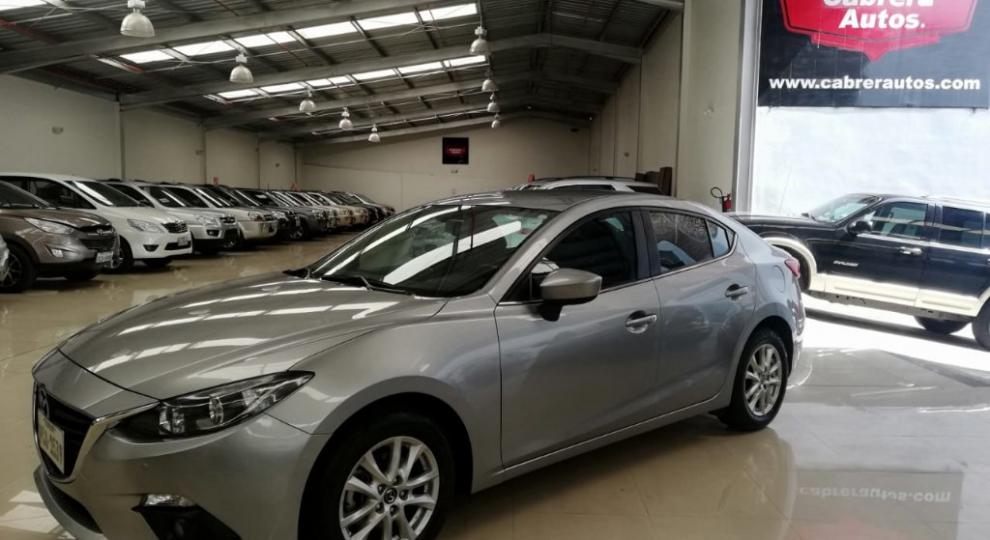 Mazda 3 2015 Quito