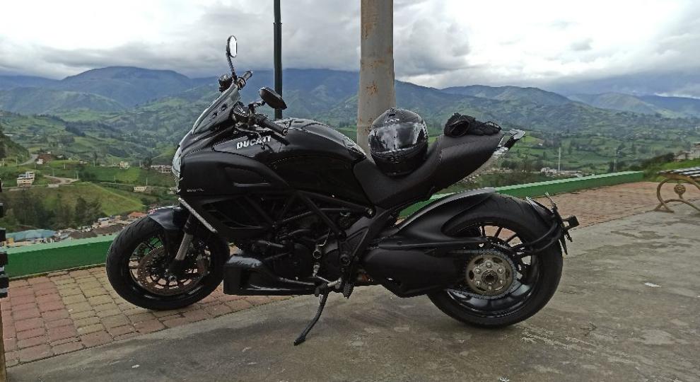 Ducati Diavel 2013 Guaranda