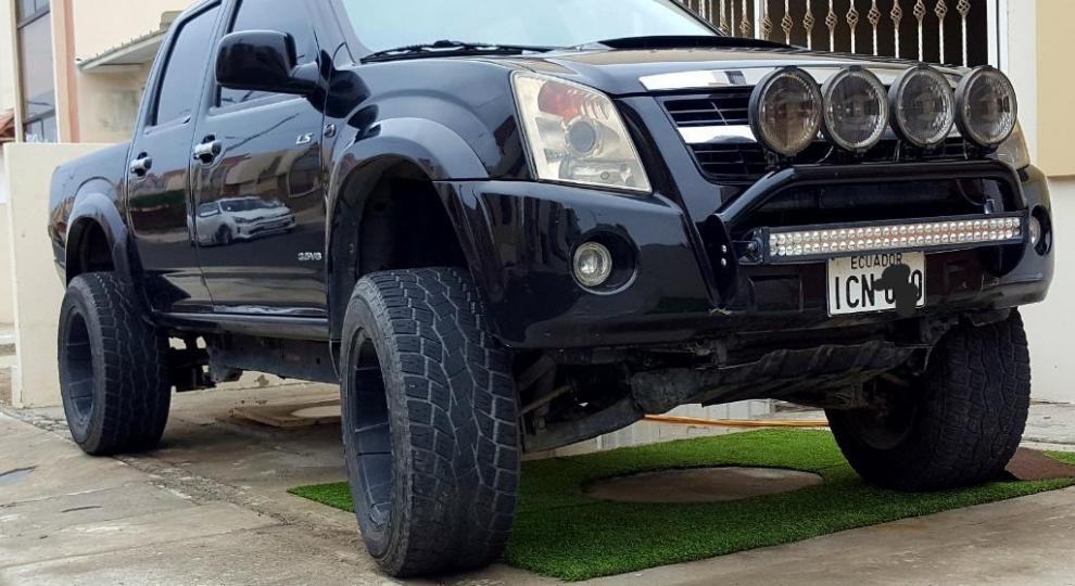 Chevrolet D-MAX 2010 Manta