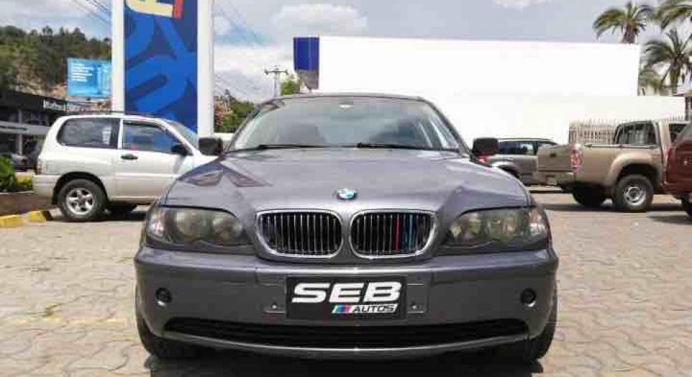 BMW 325i 2004 Quito