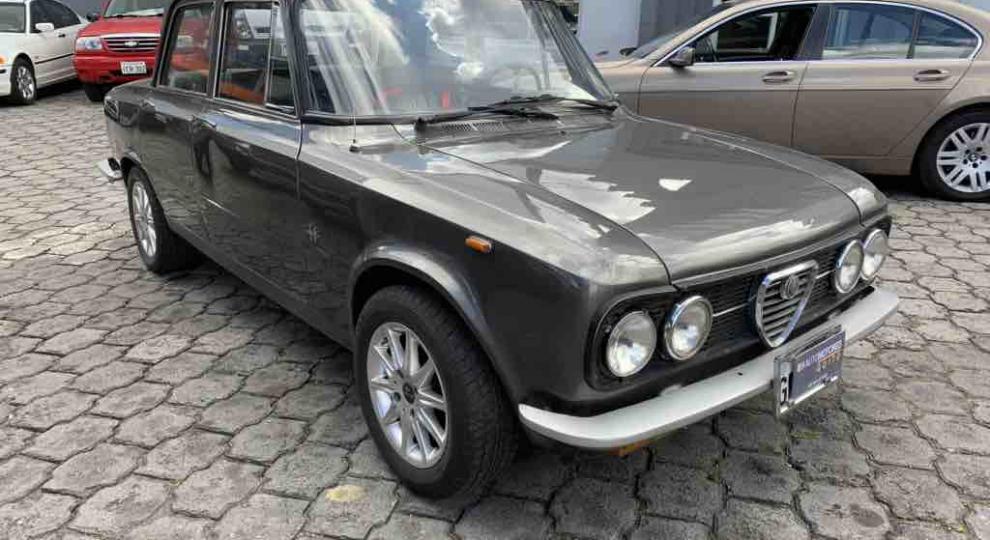 Alfa Romeo Giulia Super 1975 Quito