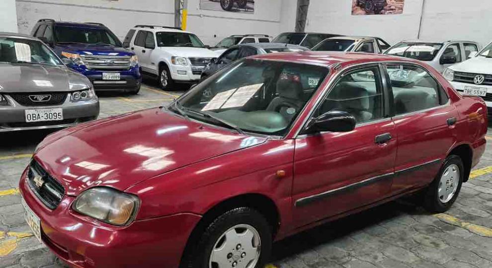 Chevrolet Esteem 2002 Quito