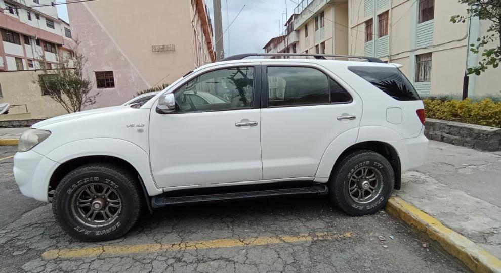Toyota Fortuner 4.0 2008 Quito