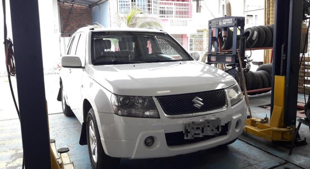 Suzuki Grand Vitara SZ 2009 Manta