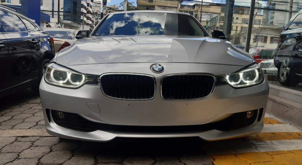 BMW 328i 2012 Quito