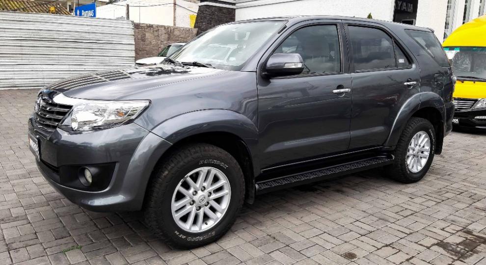Toyota Fortuner 2.7 2012 Ambato