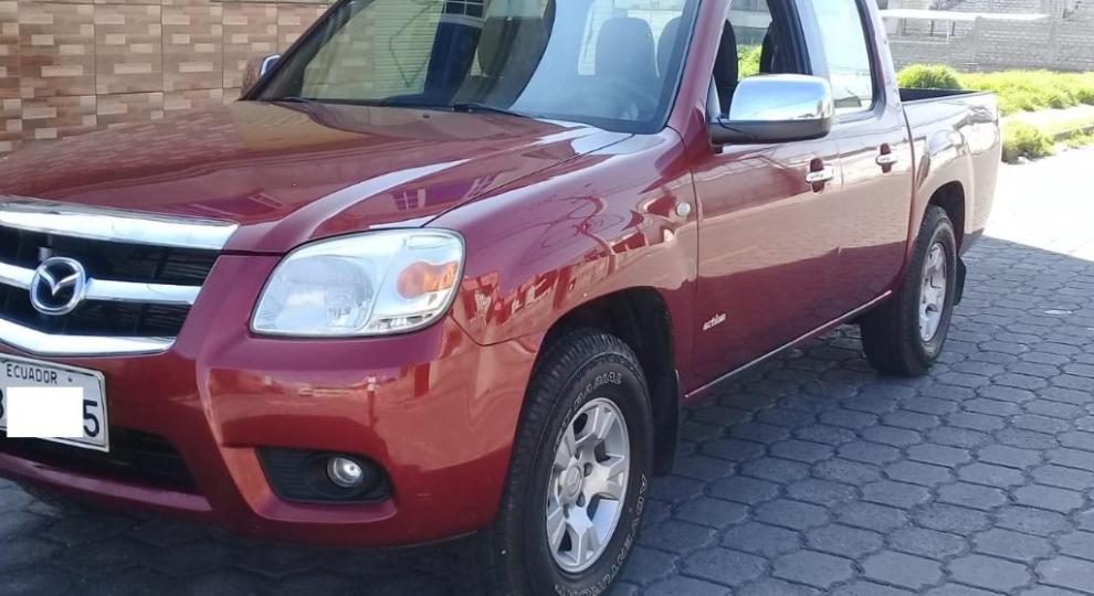 Mazda BT-50 CD 4x2 2013 Quito
