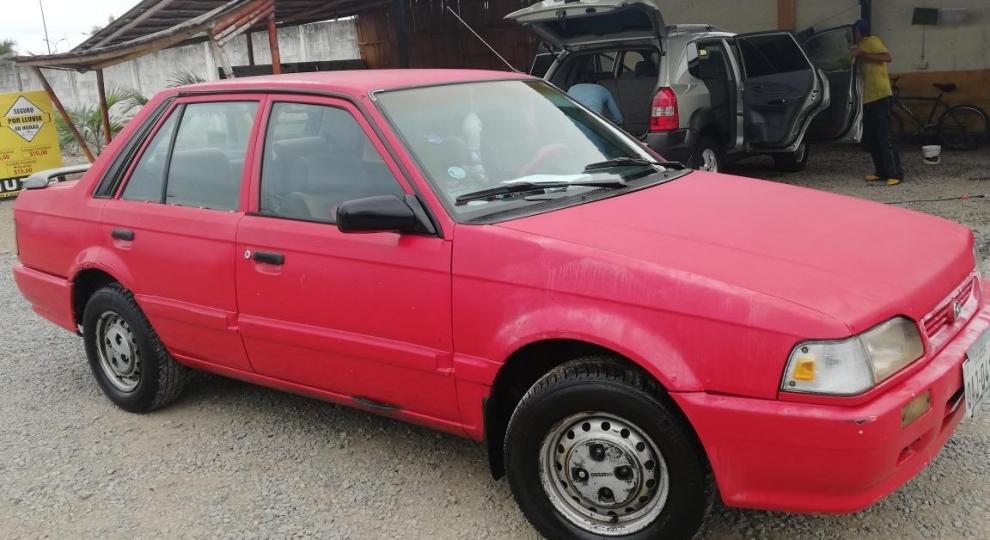 Mazda 323 1992 Machala