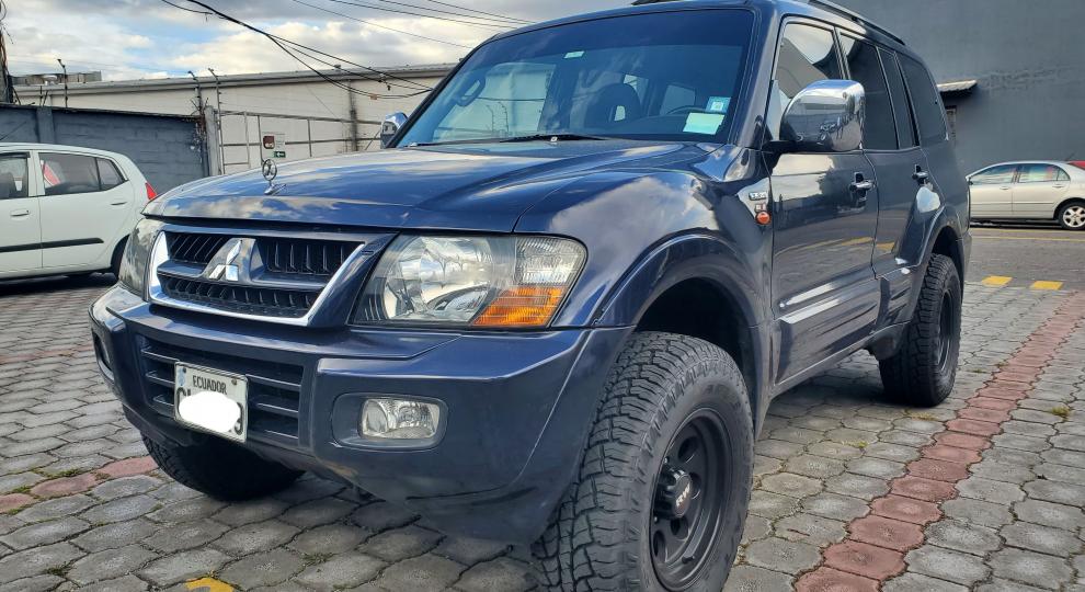 Mitsubishi Montero 5P 2002 Quito