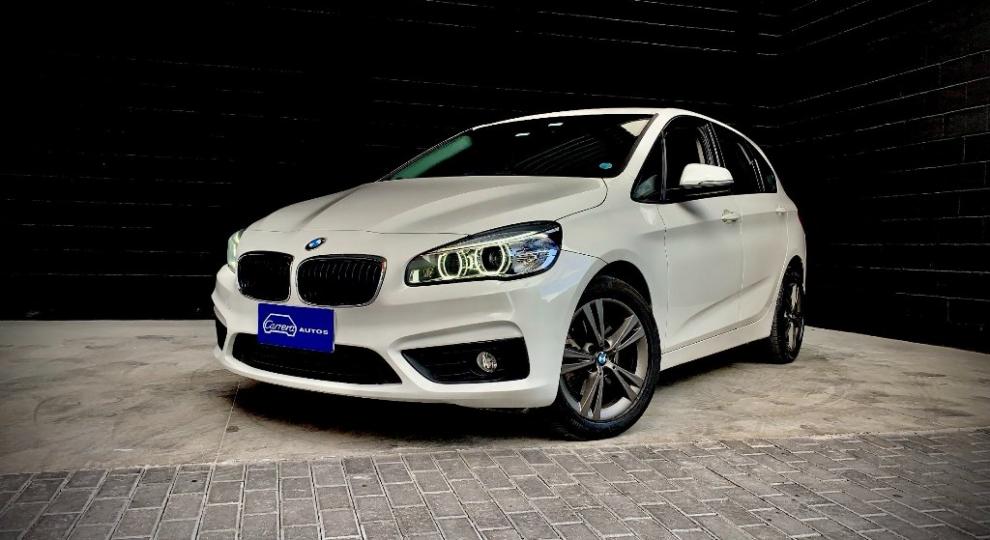 BMW 218i ACTIVE TOURER 2016 Quito