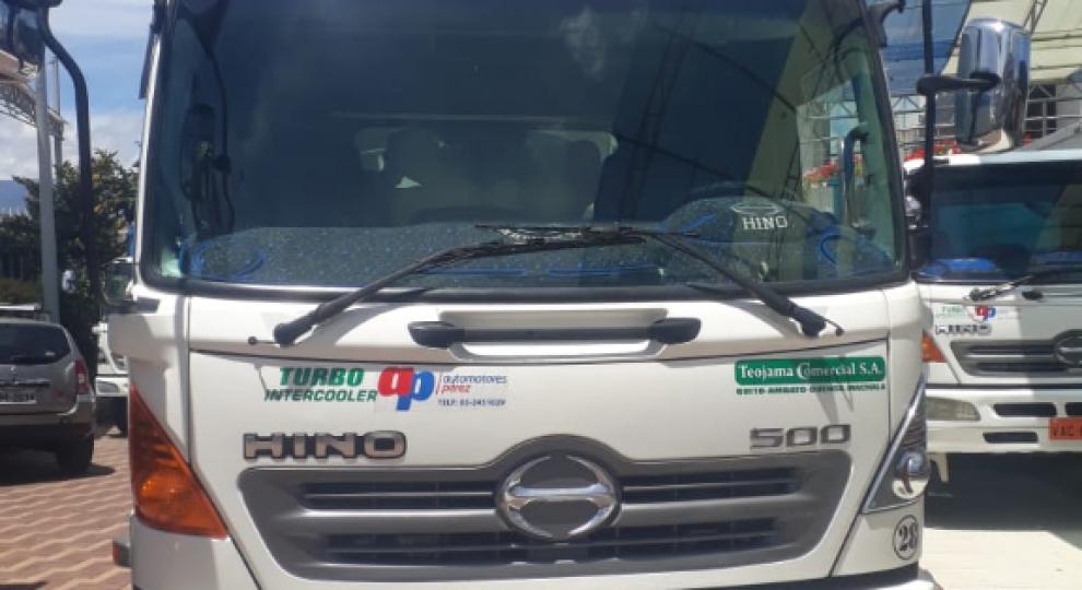 Hino GD 2009 Ambato