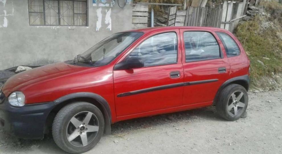 Chevrolet Corsa 2002 Loja