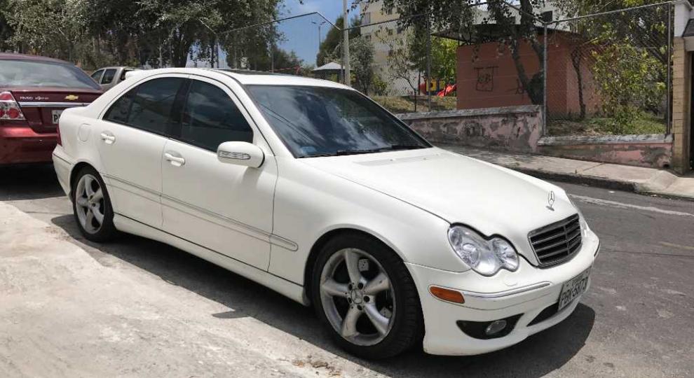 Mercedes Benz C230 2006 Quito