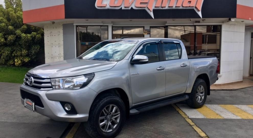 Toyota Hilux CD 4x4 2018 Loja