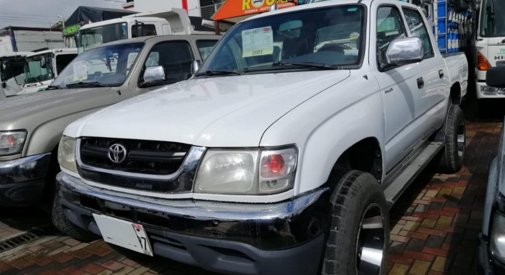 Toyota Hilux CD 4x4 2003 Cuenca